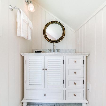 Beach House With Outdoor Shower Less Than 6 Mi To Nags Head! Manteo Dış mekan fotoğraf
